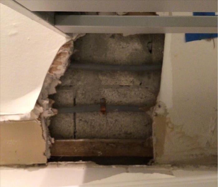 Water damage in a HIALEAH home
